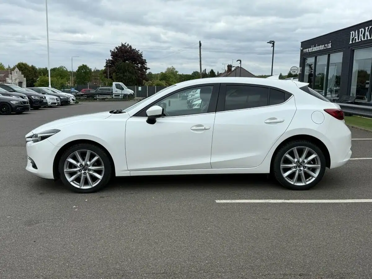 2017-mazda-mazda3-20-sport-nav-120ps-hatchback-5d-big-3