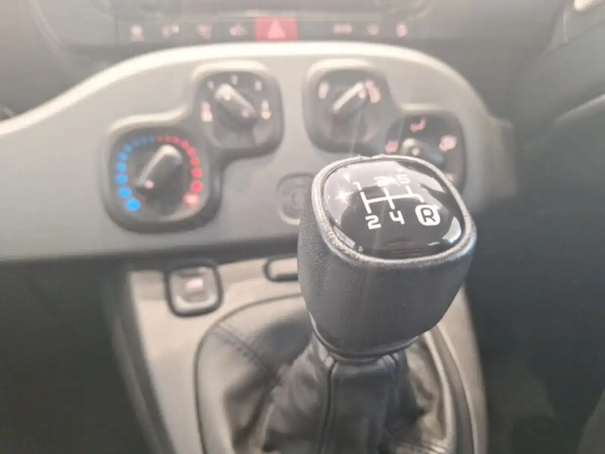 2019-fiat-panda-12-lounge-ss-big-14