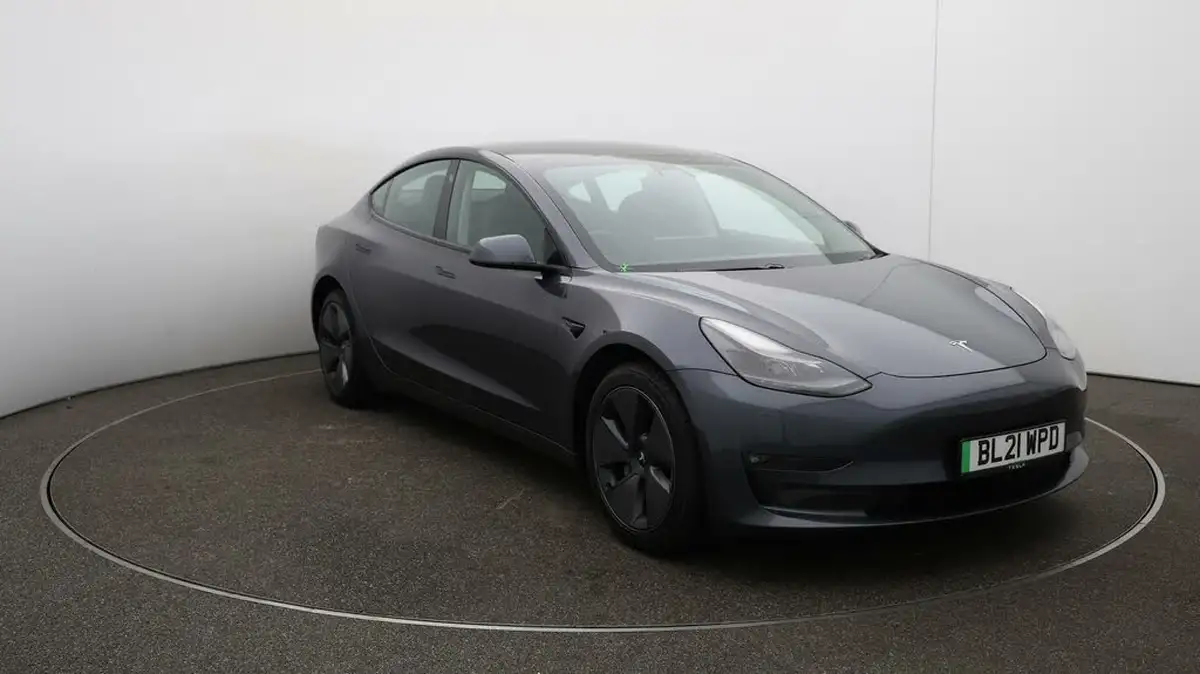 2021-tesla-model-3-e-long-range-4x4-big-35