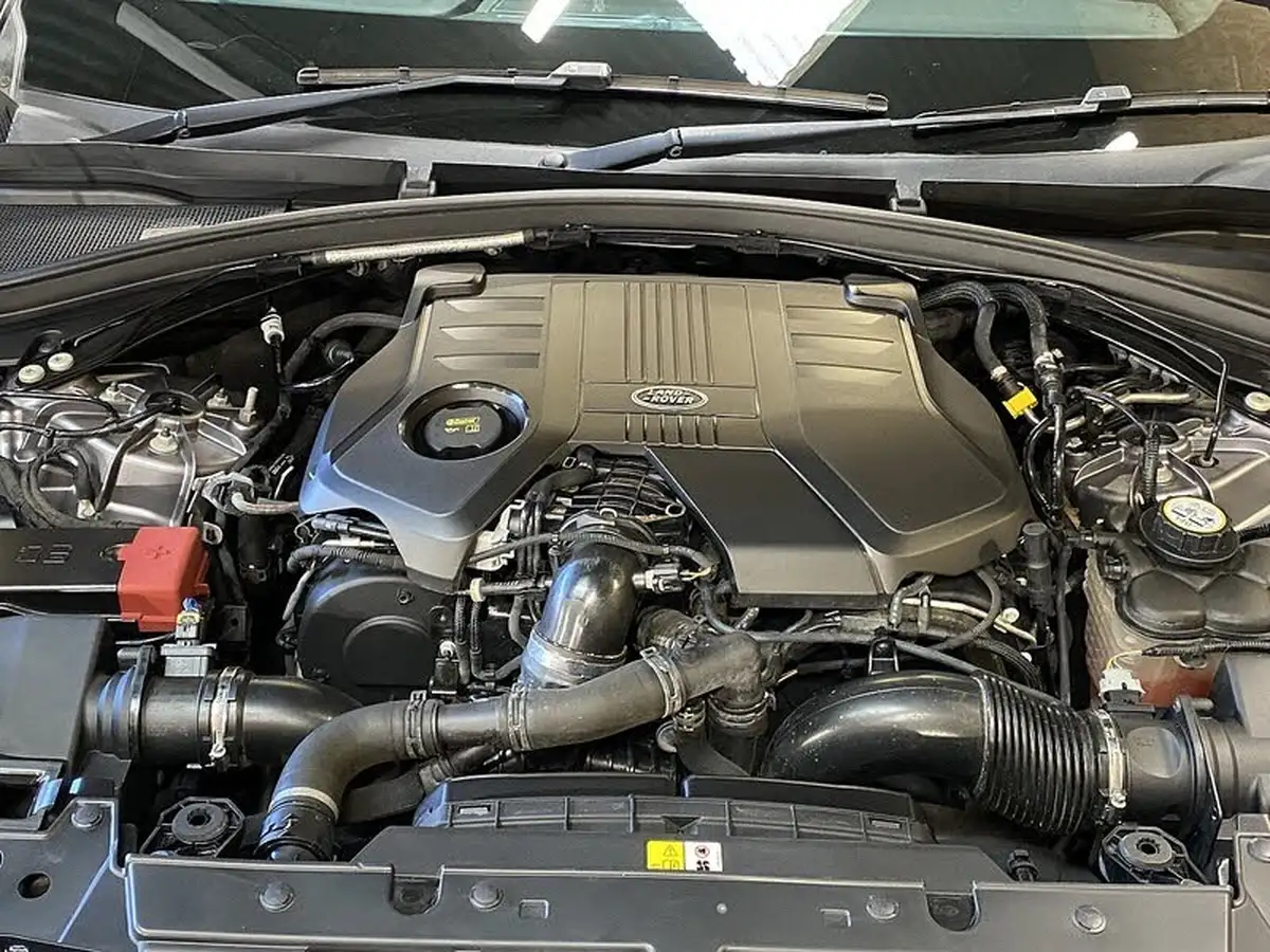 2019-land-rover-range-rover-velar-30-d300-r-dynamic-hse-big-5