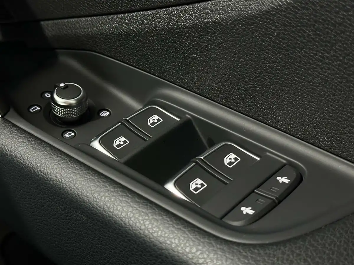 2021-audi-q2-10-30-tfsi-technik-big-17