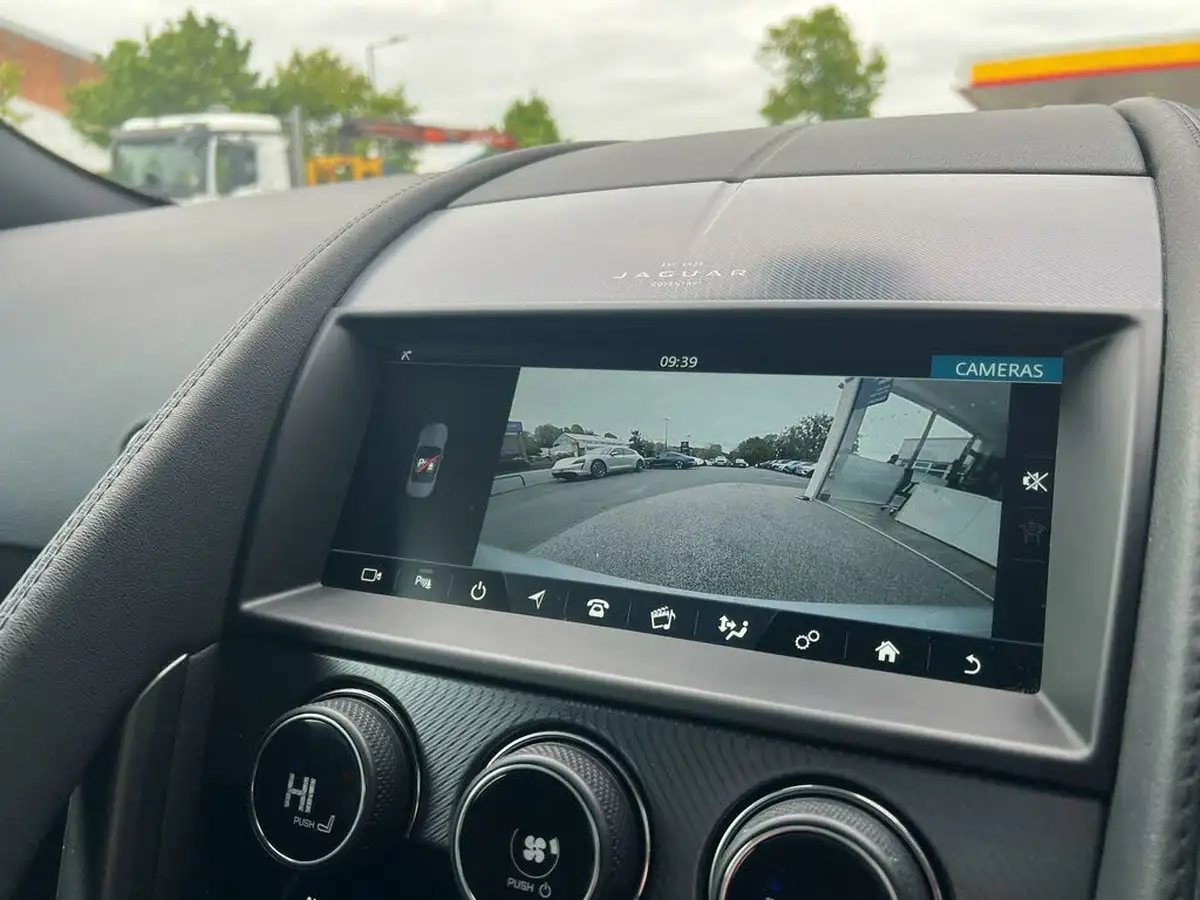 2021-jaguar-f-type-20-i4-r-dynamic-convertible-big-31