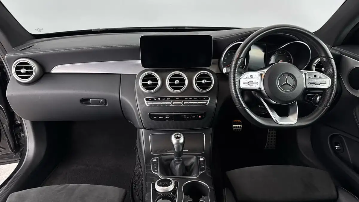 2019-mercedes-benz-c-class-16-c180-amg-line-coupe-2d-big-10