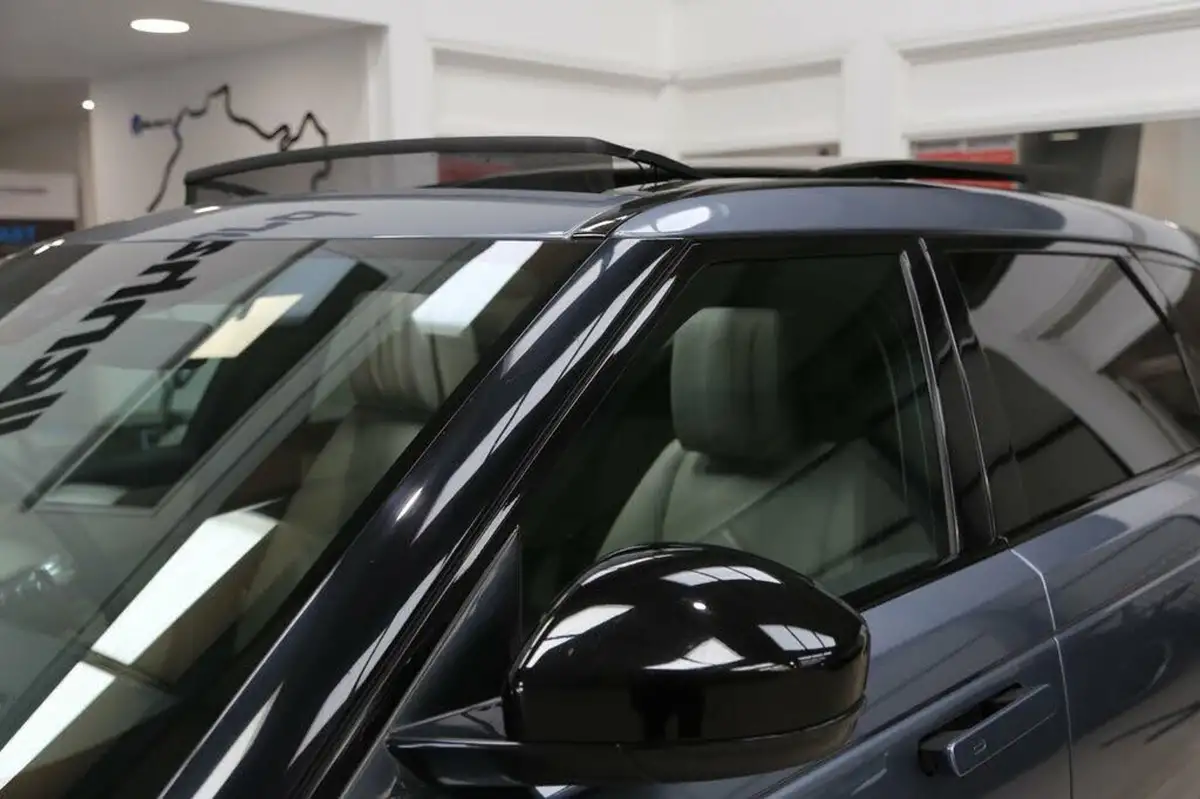 2019-land-rover-range-rover-velar-20-d240-r-dynamic-hse-big-11
