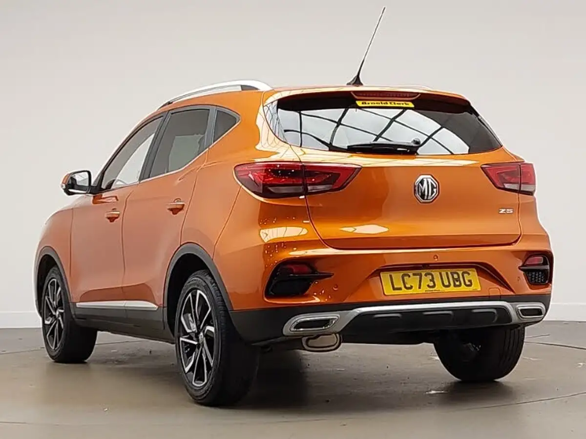 2023-mg-zs-suv-15-vti-tech-exclusive-big-1