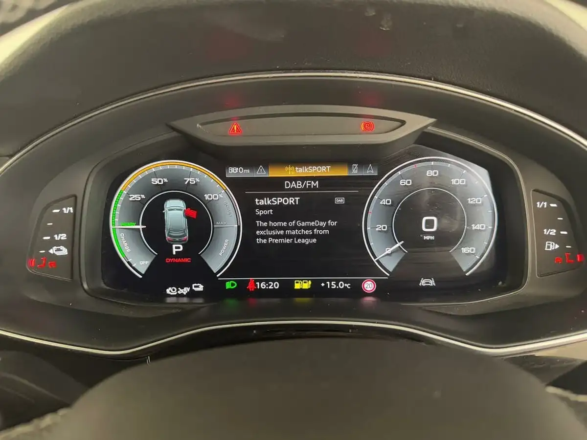2021-audi-q7-30-55-tfsi-e-s-line-big-47