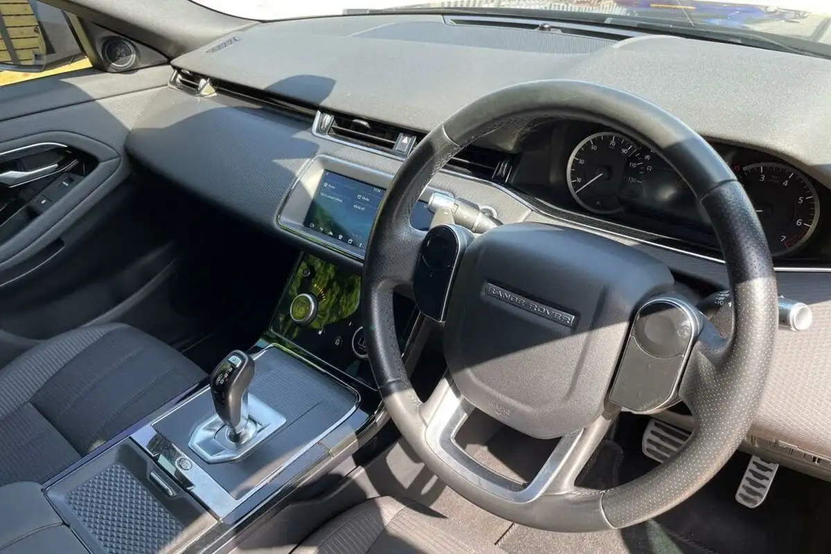 2020-land-rover-range-rover-evoque-20-p200-r-dynamic-200bhp-big-25