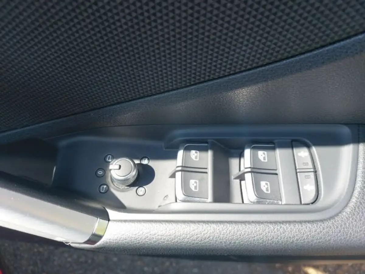 2022-audi-q2-15-35-tfsi-s-line-tronic-big-9