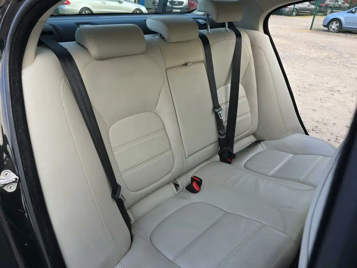 2016-jaguar-xe-20d-prestige-180ps-auto-big-30