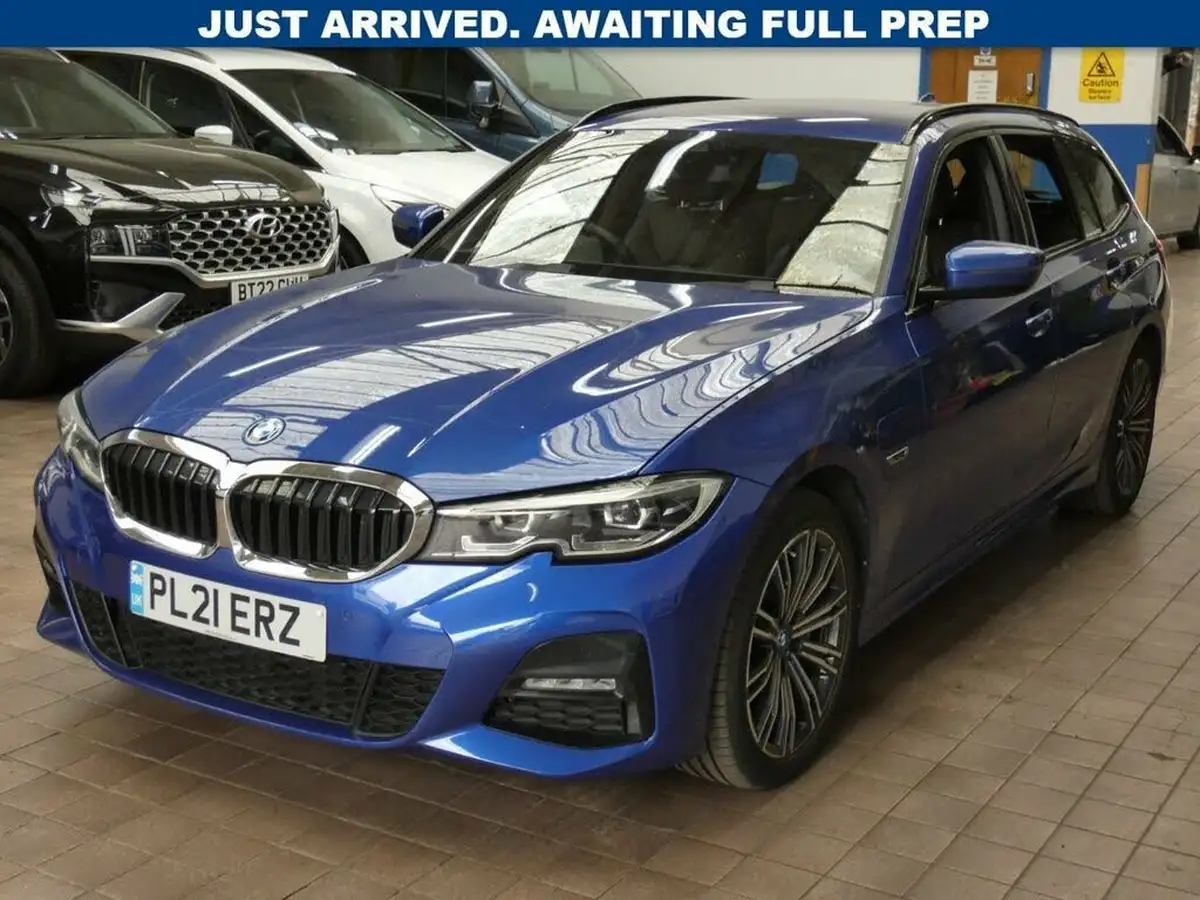 2021-bmw-3-series-20-330e-m-sport-touring-5d-big-2