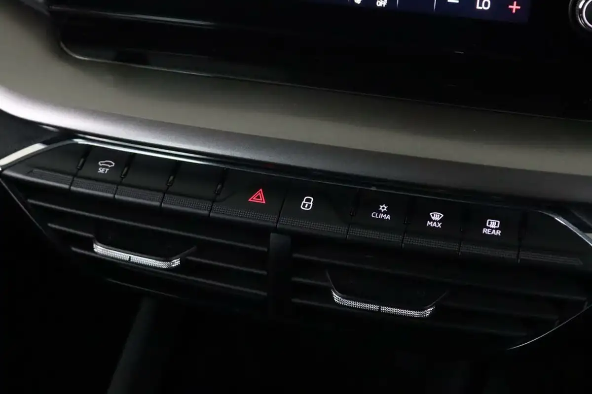 2020-skoda-octavia-10-tsi-se-first-edition-hatchback-big-22
