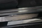 2022-tesla-model-y-e-long-range-small-15