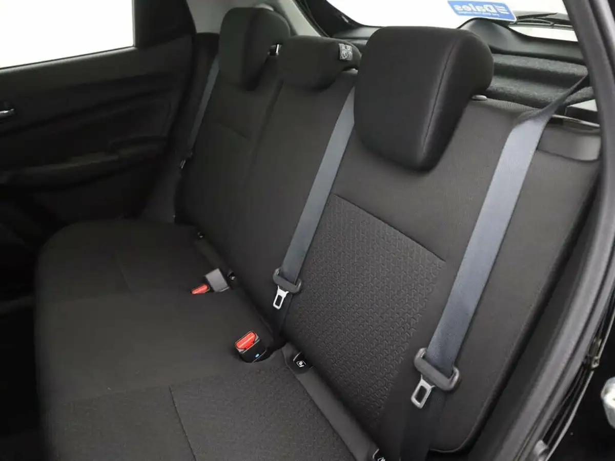 2022-suzuki-swift-12-dualjet-sz5-big-9