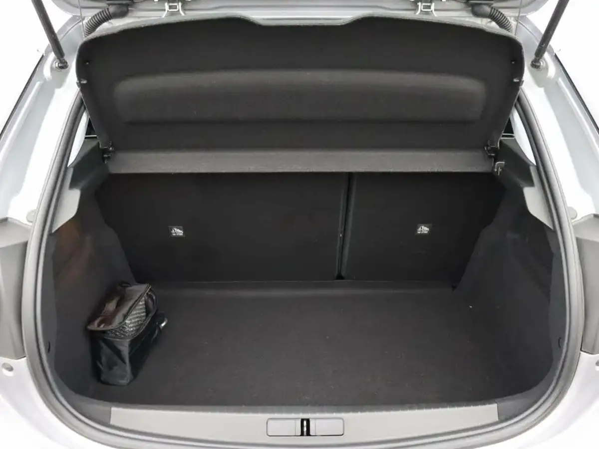 2021-vauxhall-corsa-12i-se-big-9