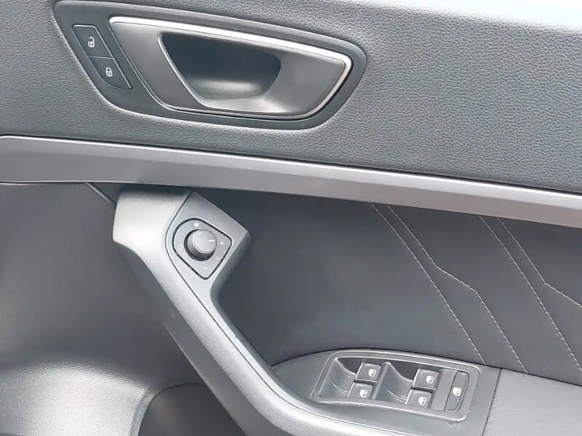 2023-seat-ateca-15-ecotsi-fr-big-13
