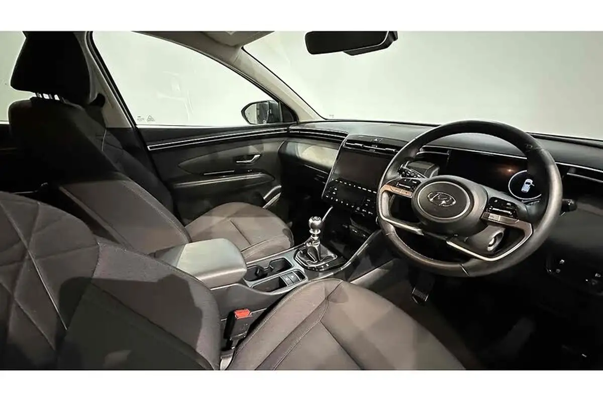 2022-hyundai-tucson-16-t-gdi-se-connect-150ps-big-24