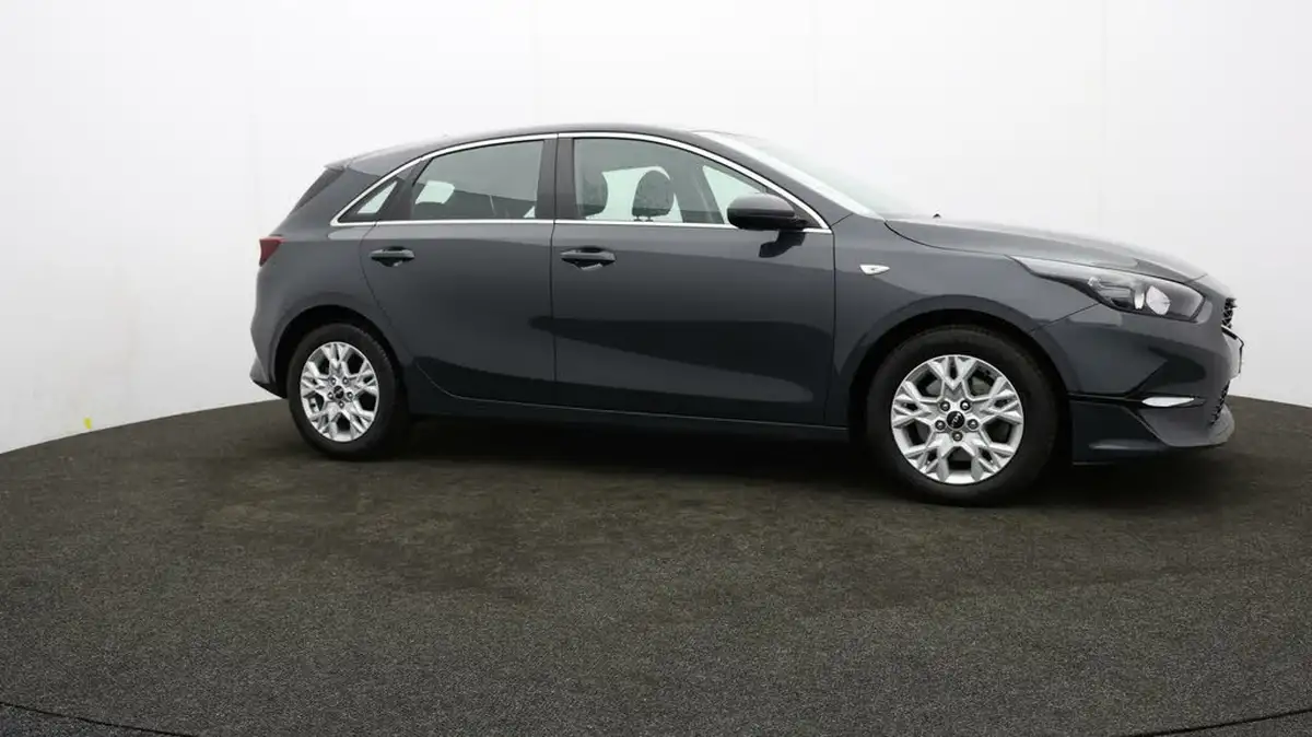 2021-kia-ceed-10-t-gdi-2-hatchback-big-35