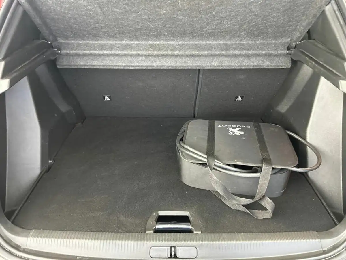 2022-peugeot-2008-suv-e-gt-premium-big-21