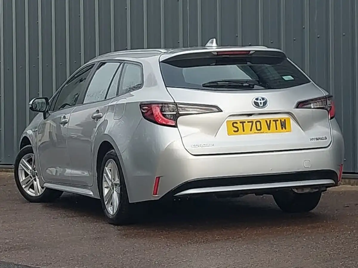 2021-toyota-corolla-18-vvt-i-icon-spare-wheel-touring-sports-5d-big-1