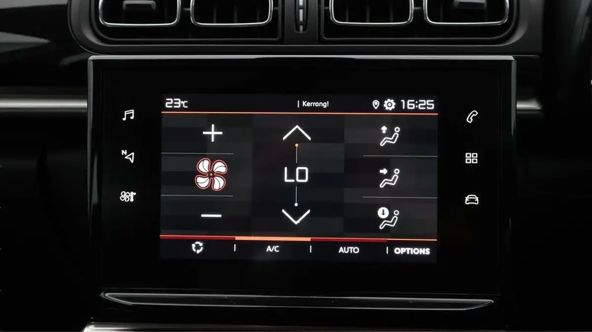 2020-citroen-c3-12-puretech-flair-83ps-big-12