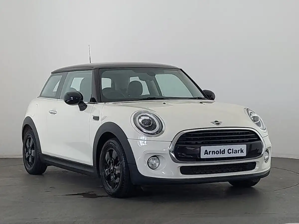 2018-mini-cooper-15-cooper-series-ii-chilinav-plusss-hatchback-3d-big-0