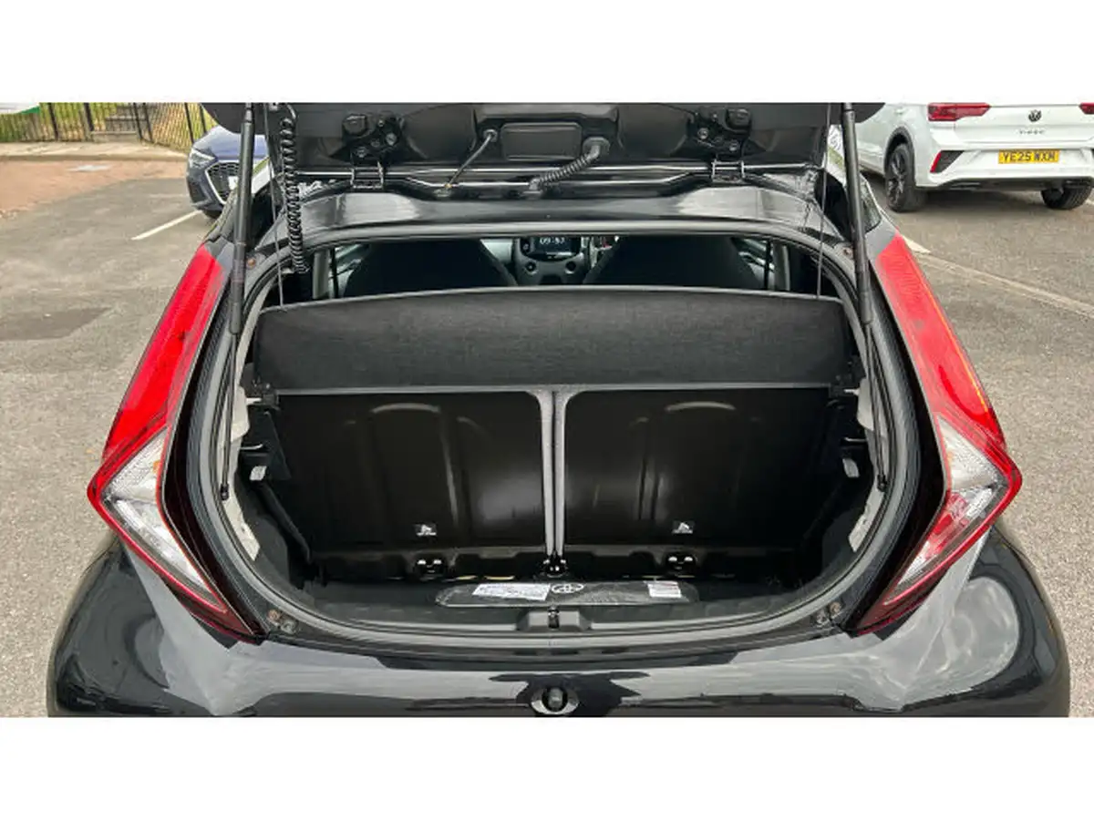 2021-toyota-aygo-10-vvt-i-x-trend-tss-big-13