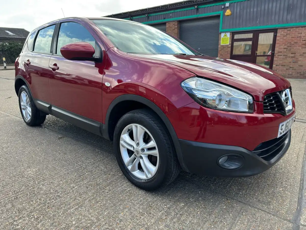 2010-nissan-qashqai-15td-acenta-big-14