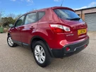 2010-nissan-qashqai-15td-acenta-small-1