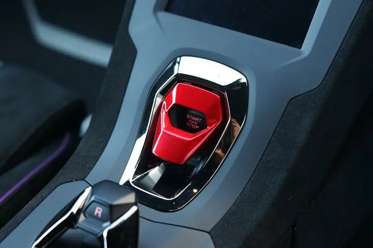 2023-lamborghini-huracan-big-12