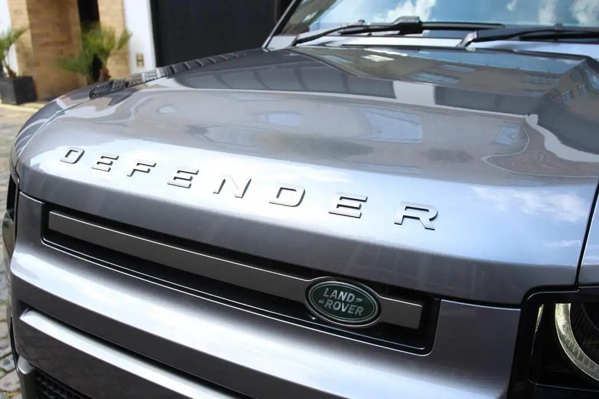2022-land-rover-130-defender-30-p400-x-dynamic-hse-big-18