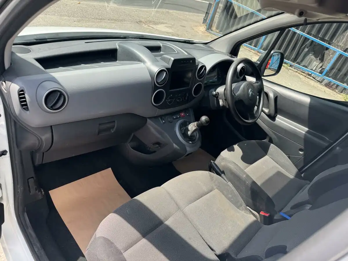 2017-citroen-berlingo-16td-l1625-enterprise-special-edition-16bluehdi-75eu6-panel-big-15