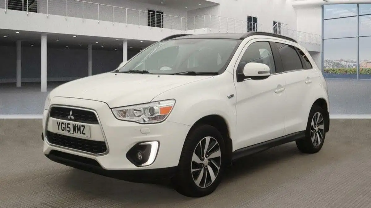 2015-mitsubishi-asx-22di-d-4-big-1