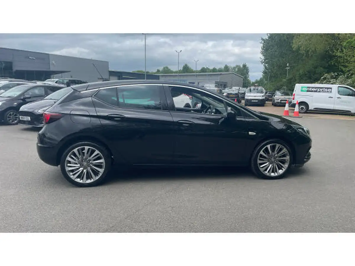 2019-vauxhall-astra-16cdti-griffin-big-36