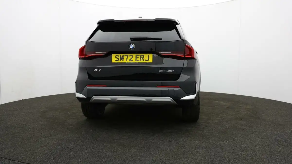 2022-bmw-x1-15-sdrive20i-xline-big-63