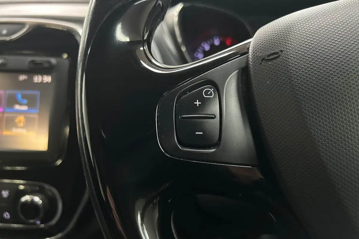 2016-renault-captur-15dci-dynamique-nav-90bhp-energy-ss-big-7