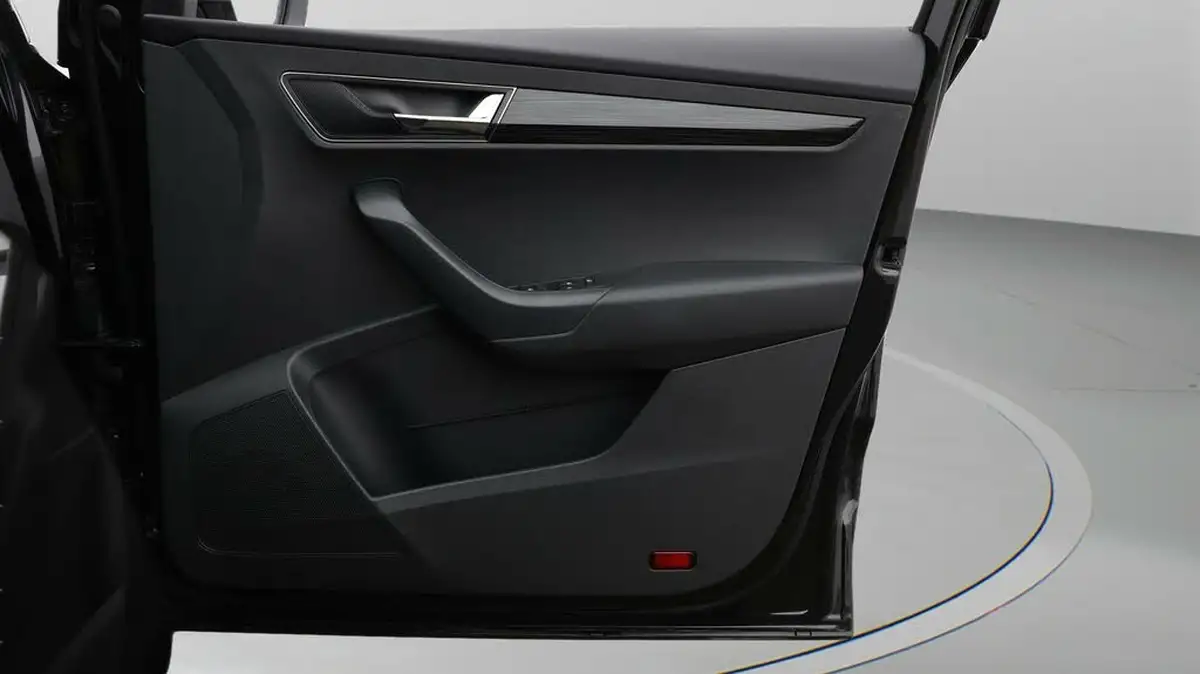 2021-skoda-karoq-15-tsi-se-l-dsg-big-14