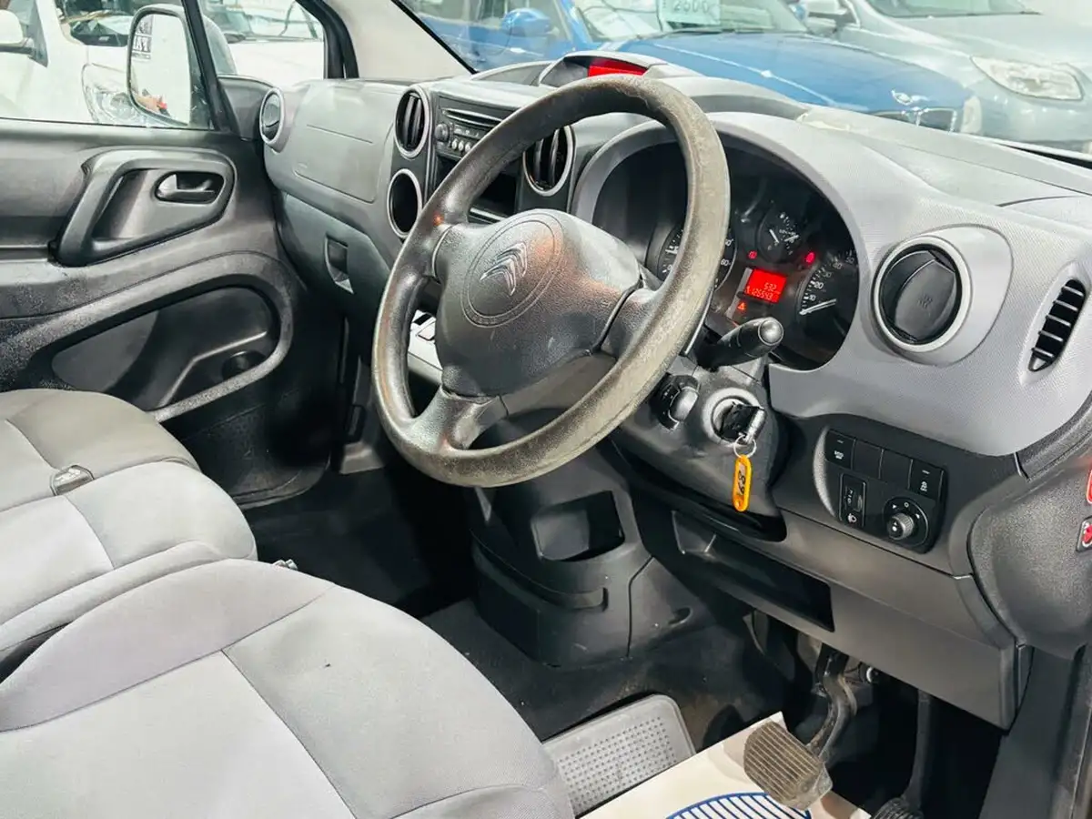 2013-citroen-berlingo-16td-l1-625-lx-airdream-panel-etg6-big-10