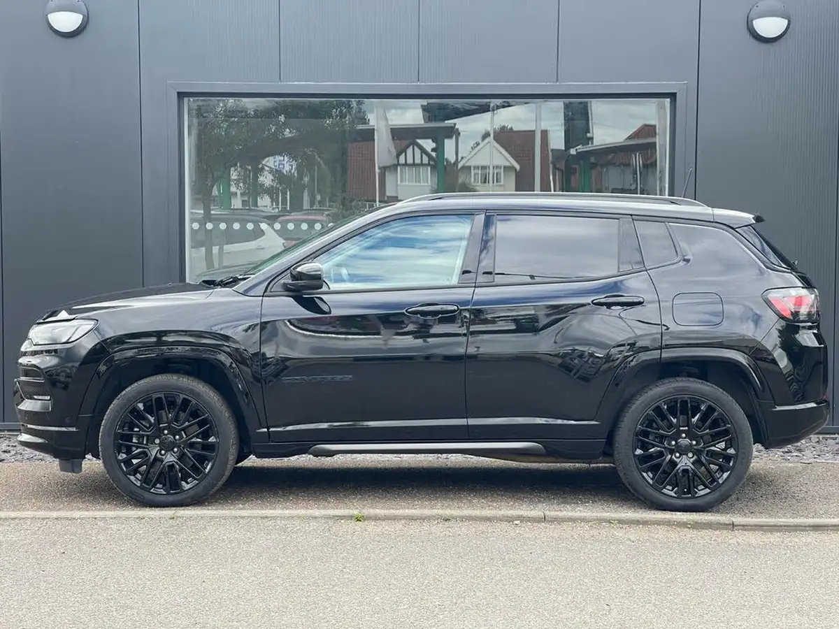 2022-jeep-compass-13-gse-s-big-5