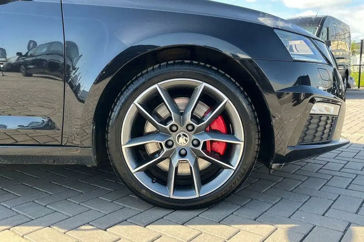2019-skoda-octavia-20-tsi-vrs-estate-dsg-big-7