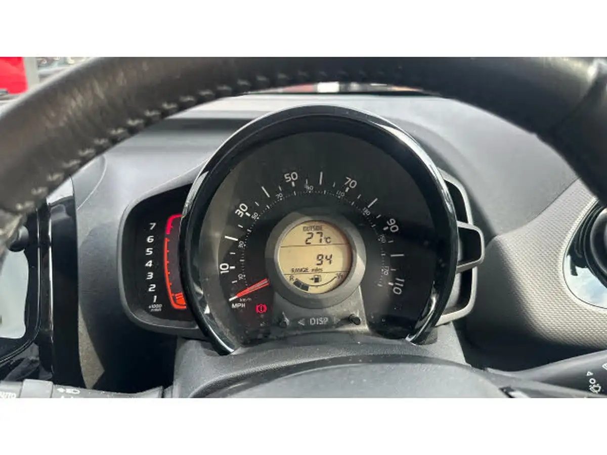 2021-peugeot-108-10-allure-hatchback-5d-big-17