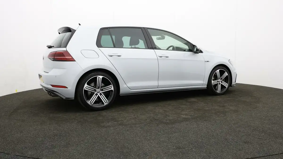 2019-volkswagen-golf-20-tsi-r-300ps-hatchback-5d-dsg-big-27