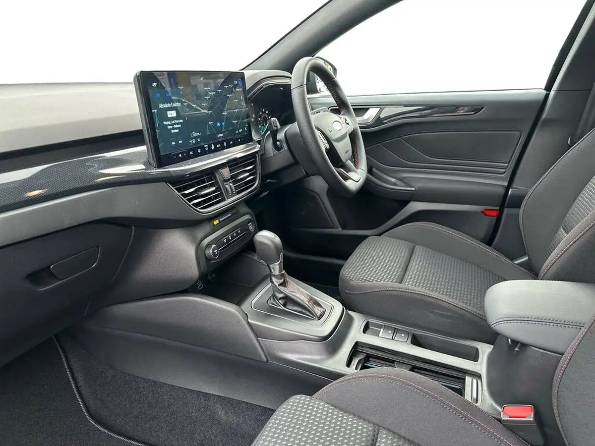 2025-ford-focus-10t-st-line-155ps-estate-powershift-big-10