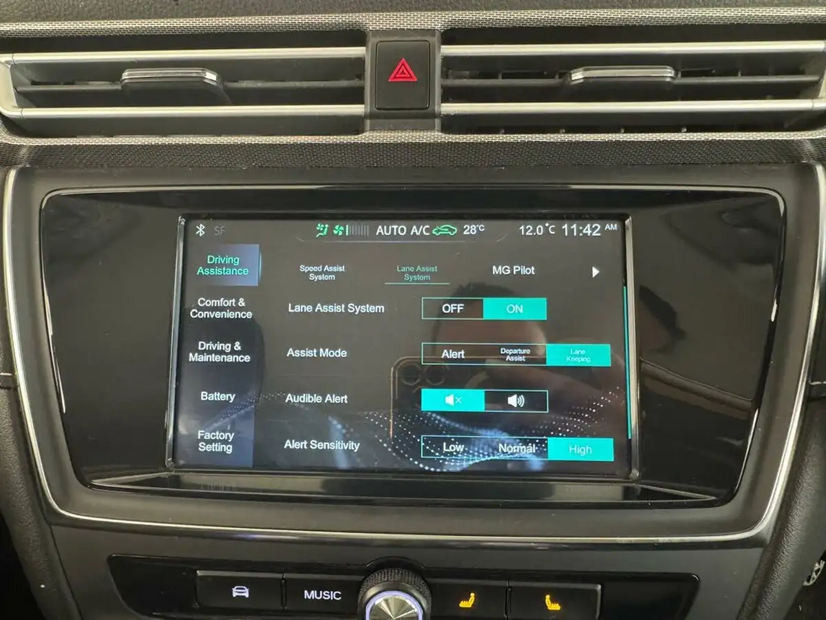 2021-mg-mg5-e-exclusive-ev-long-range-big-35