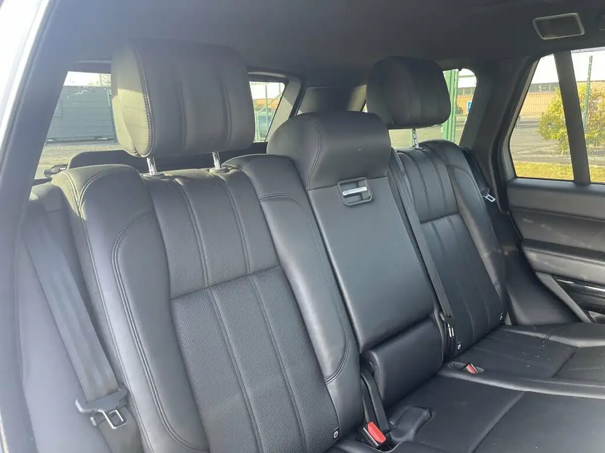 2018-land-rover-range-rover-30tdv6-vogue-big-12