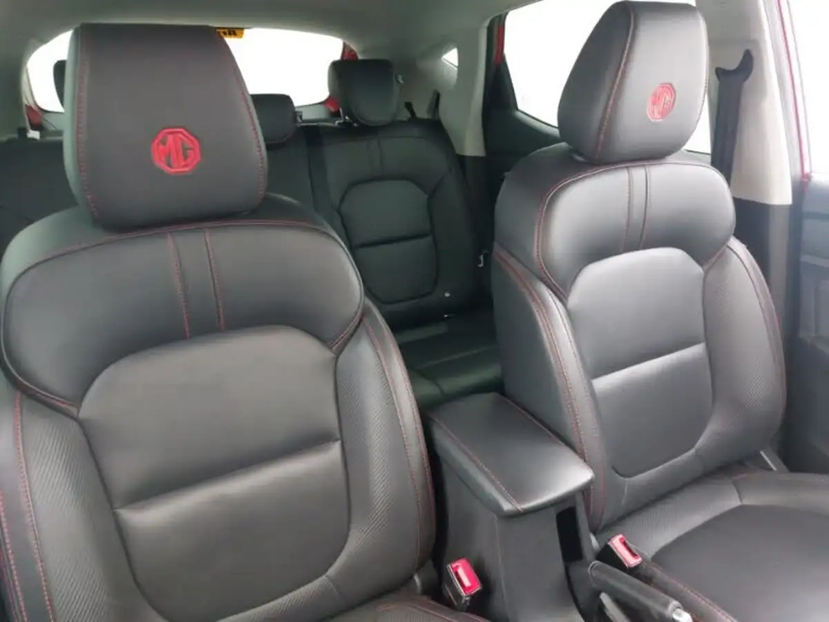 2023-mg-zs-suv-10t-gdi-exclusive-big-18