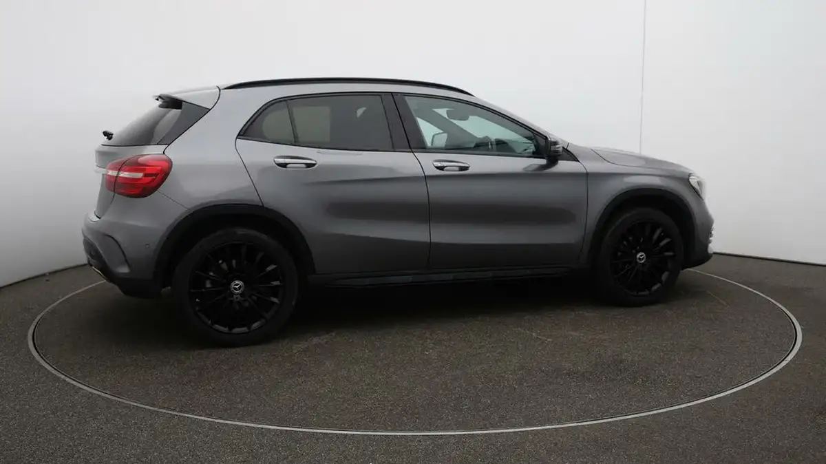 2020-mercedes-benz-gla-class-16-gla-200-amg-line-edition-plus-7g-dct-big-45