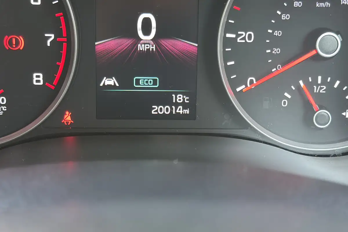2021-kia-rio-10-t-gdi-gt-line-s-48v-big-13