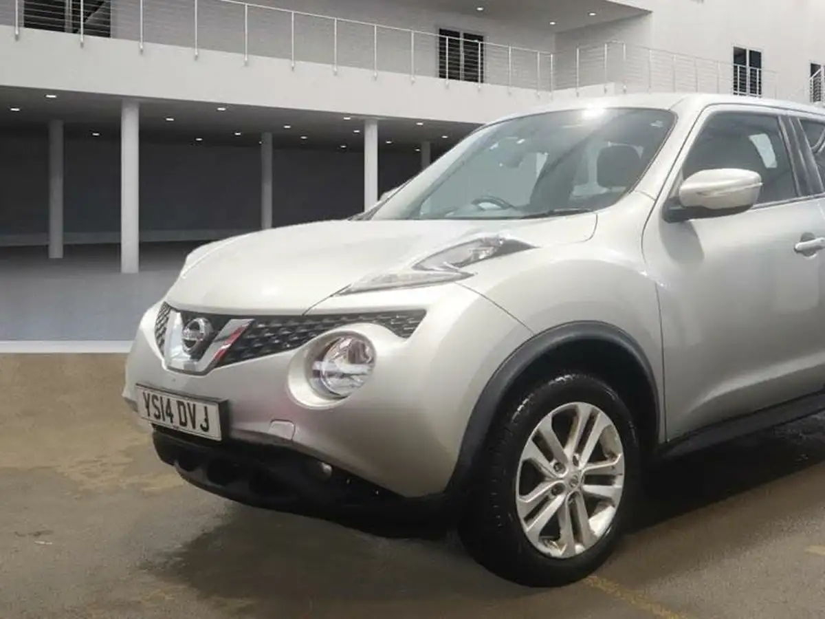 2014-nissan-juke-16-acenta-premium-117ps-1598cc-xtronic-cvt-big-1