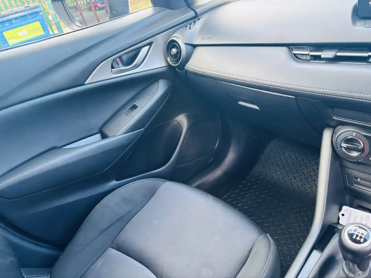 2018-mazda-cx-3-20-se-nav-big-14
