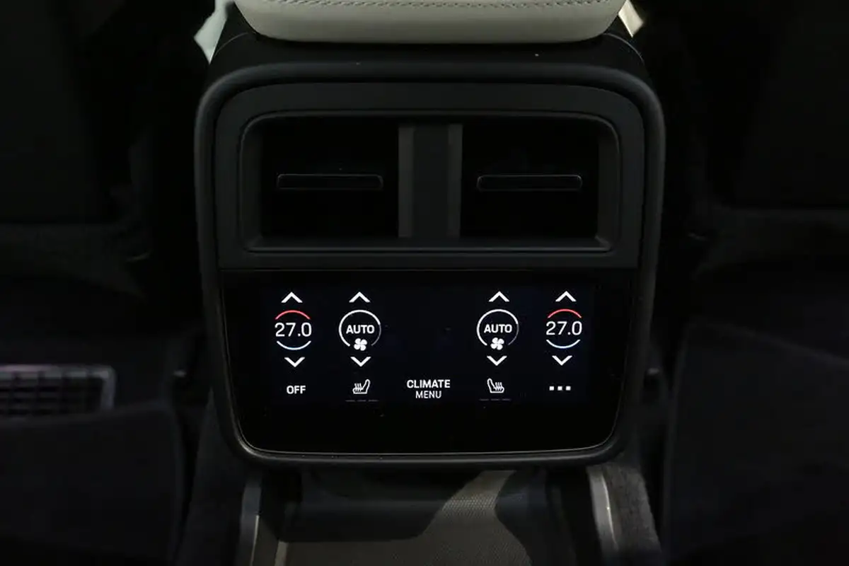 2021-porsche-taycan-e-turbo-s-cross-turismo-awd-big-42
